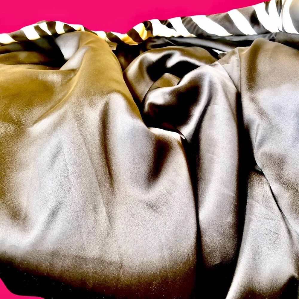 Natori Vintage 90's Jacket PUFFY Coat Lined Black & White Pockets Zebra Print - Picture 14 of 15